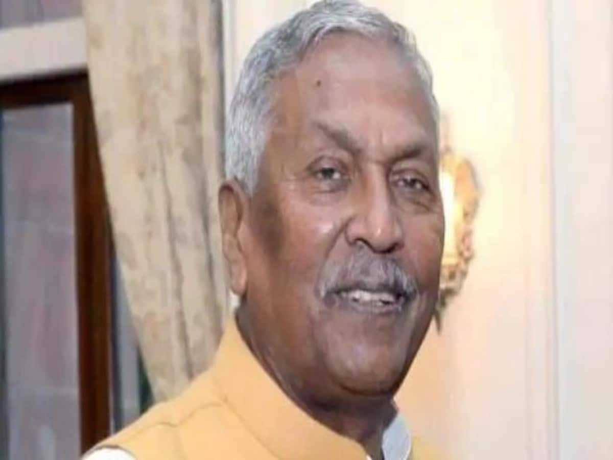 बिहार विश्वविद्यालय ने राज्यपाल फागू चौहान की तस्वीर के साथ एडमिट कार्ड जारी किया